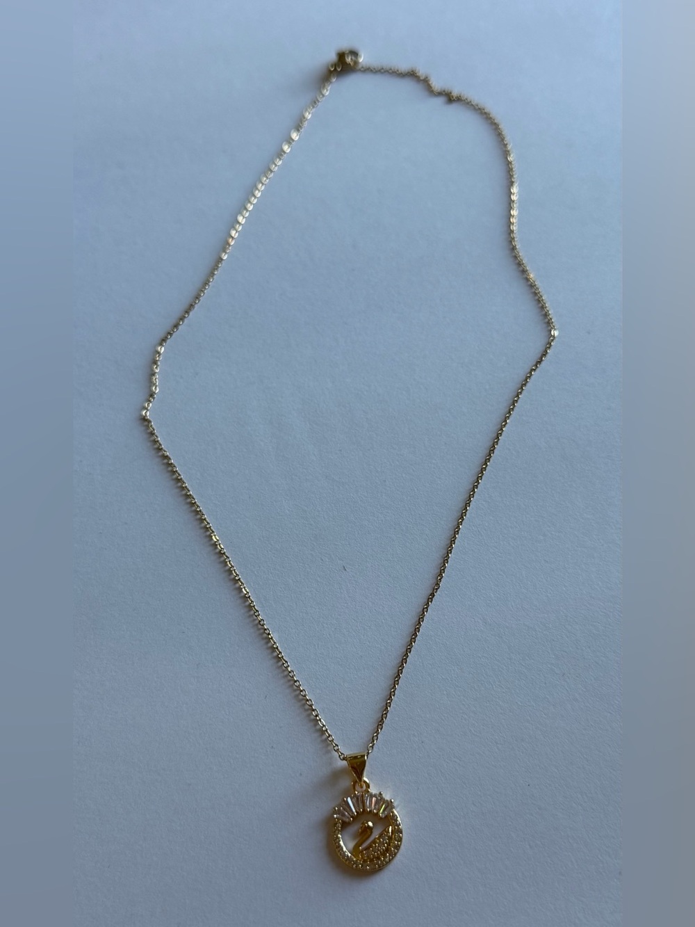 Swarovski Gold Swan Circle Pendant Necklace with Blue Packaging - Picture 4 of 4